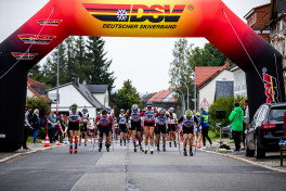 Rennsteig Rollskilauf: Victoria Carl und Thomas Bing verteidigen Siege