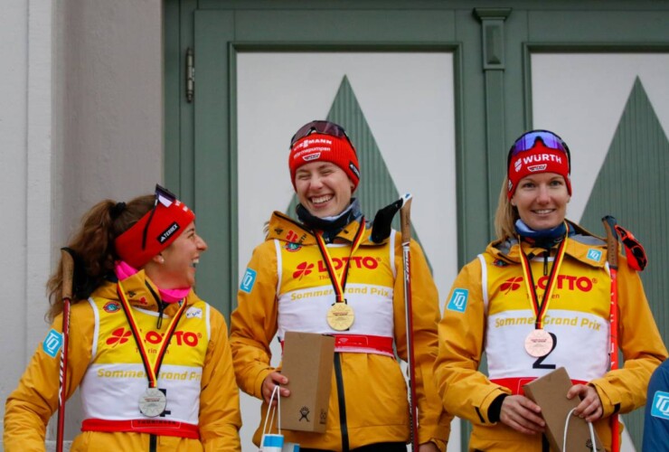 Die Tagessiegerinnen: Nathalie Armbruster (GER), Jenny Nowak (GER), Svenja Wuerth (GER), (l-r)