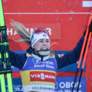 Ida Marie Hagen (NOR) gewinnt den ersten Weltcup der Saison.