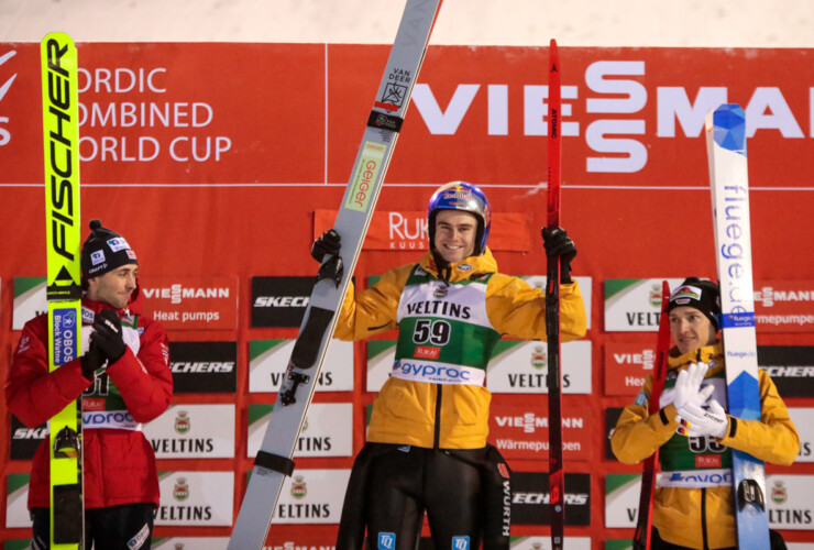 Das Podium des Tages: Jarl Magnus Riiber (NOR), Vinzenz Geiger (GER), Manuel Faisst (GER), (l-r)