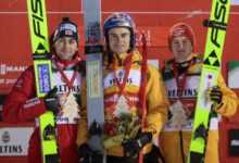 Die Top drei der Ruka Tour: Jarl Magnus Riiber (NOR), Vinzenz Geiger (GER), Julian Schmid (GER), (l-r)