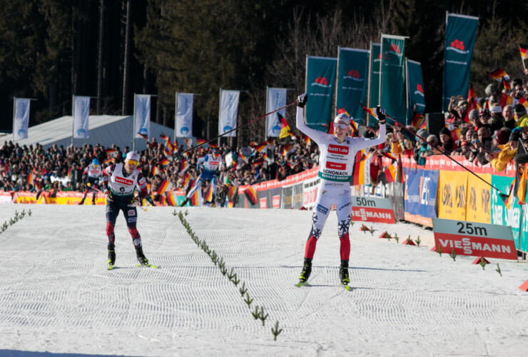 Johannes Lamparter (AUT) und Jens Luraas Oftebro (NOR) (l-r) im Zielsprint