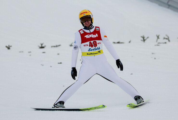 Ilkka Herola (FIN) schaffte den weitesten Sprung des Tages auf 111,5 Meter.