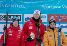 Das Podium vom Compact Race am Freitag: Aleksander Skoglund (NOR), Andreas Skoglund (NOR), Jakob Lange (GER), (l-r)