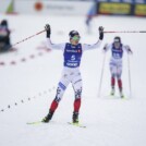 Gyda Westvold Hansen (NOR) gewinnt Teil eins des Massenstarts.