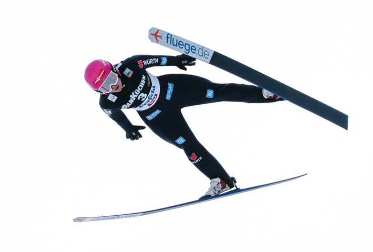 Nathalie Armbruster (GER) lag nach dem Springen in Führung.