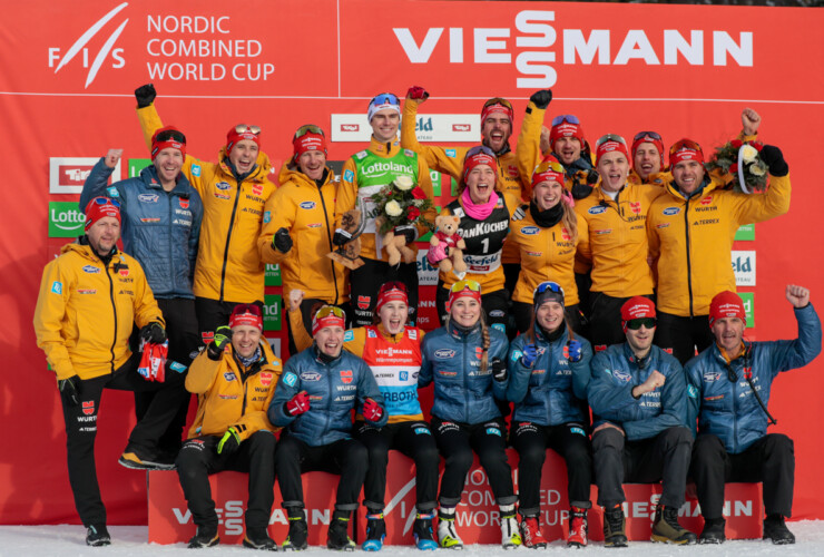 Vinzenz Geiger (GER) und Nathalie Armbruster (GER) mit dem deutschen Team