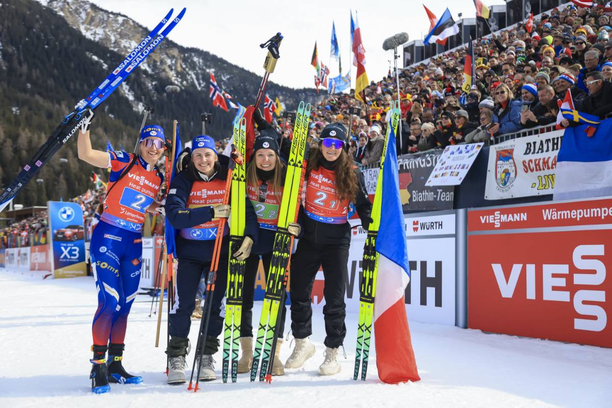 Biathlon-WM-2025-berragender-Sieg-der-franz-sischen-Damenstaffel