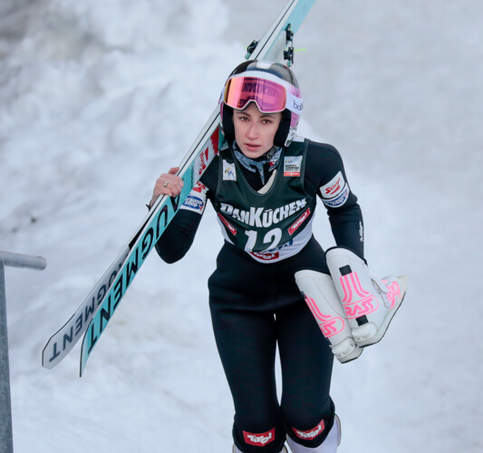 Annalena Slamik (AUT) war nach dem Springen beste Österreicherin.