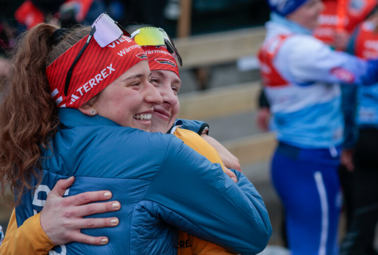 Nathalie Armbruster (GER), Jenny Nowak (GER), (l-r)