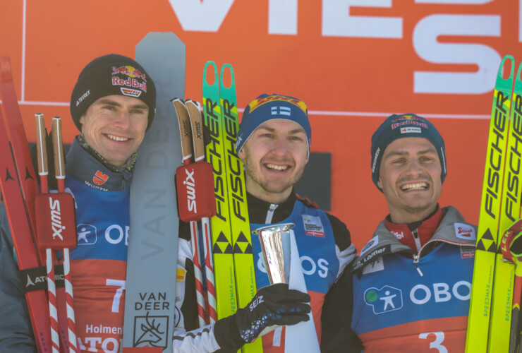 Das Podium des Tages: Vinzenz Geiger (GER), Ilkka Herola (FIN), Johannes Lamparter (AUT), (l-r)